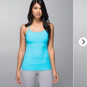Lululemon y tank